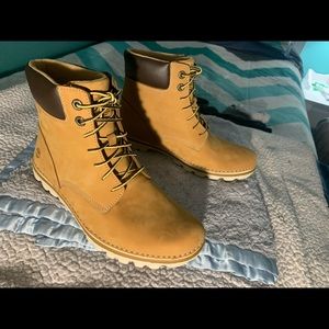 Size 9 Timberland Boots